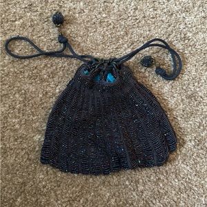 Vintage fully beaded bag, in excellent condition.